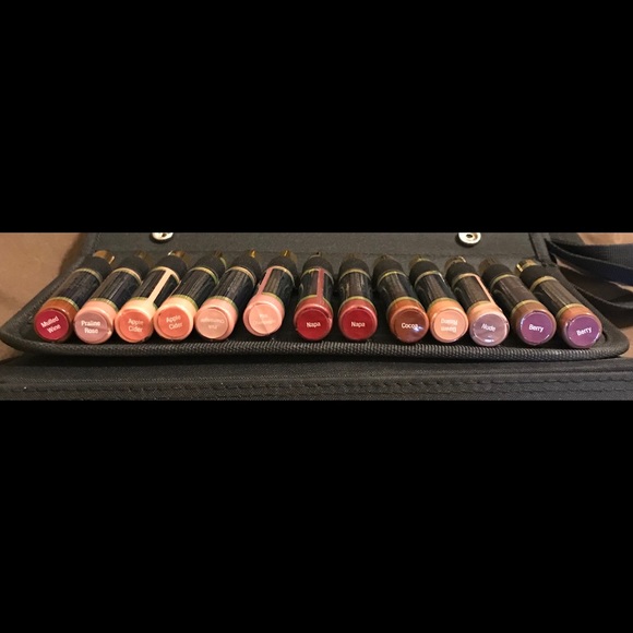 LipSense - Picture 2 of 2